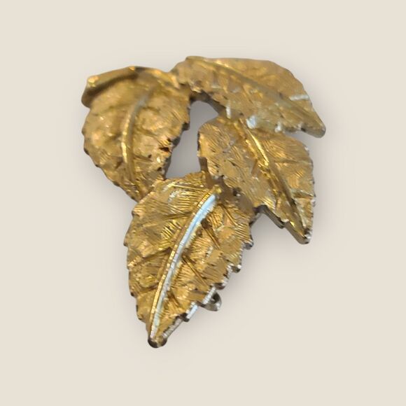 Vintage Gold Tone Textured Multi Leaf Pin Brooch Estate - Picture 3 of 7